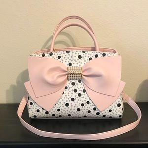 Betsey Johnson Beautiful Bow purse NWT